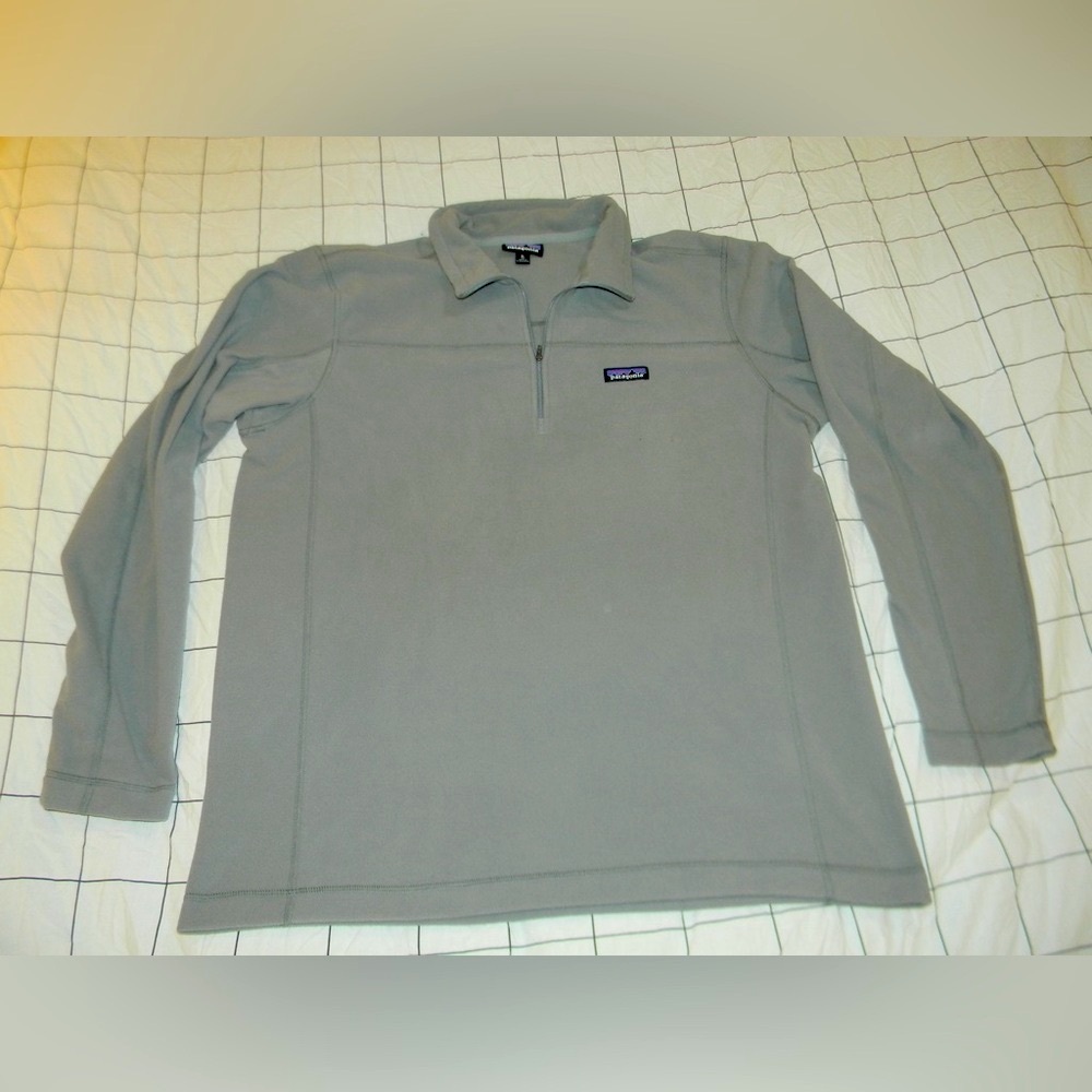 Gray Sweatshirt